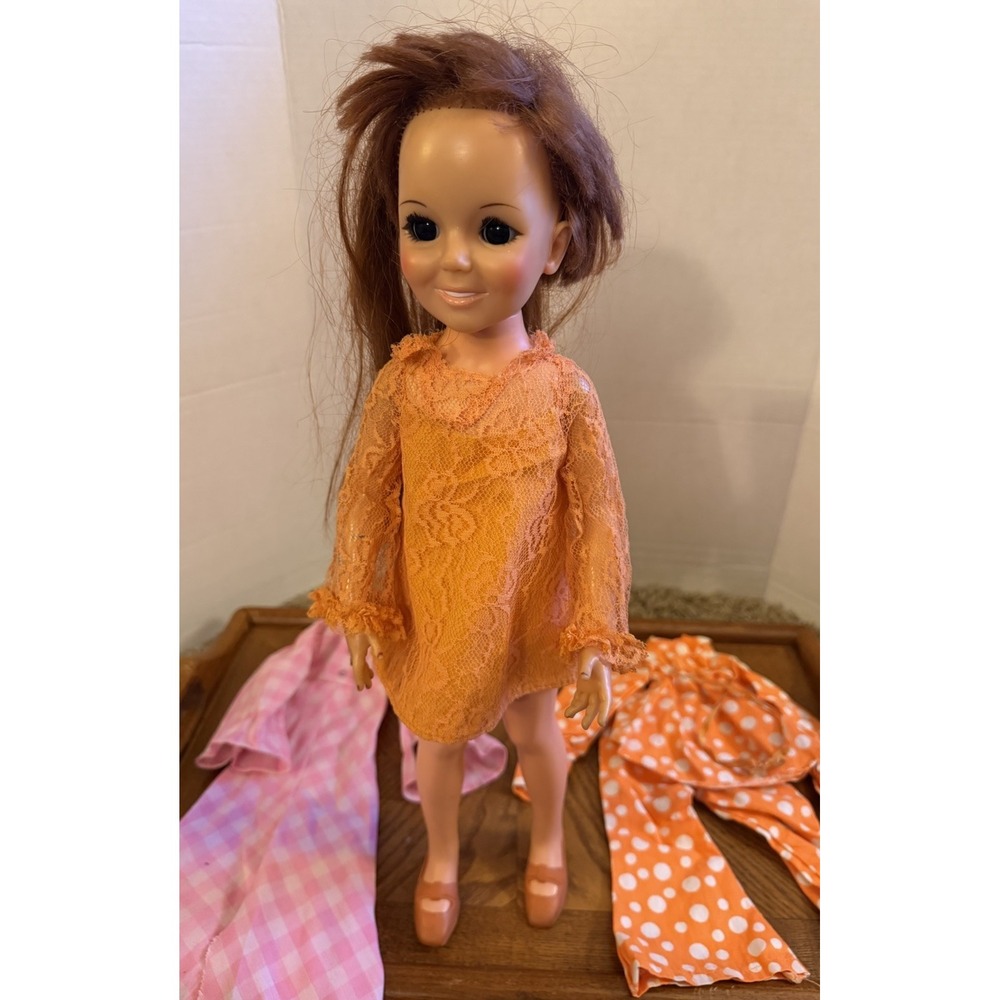 Crissy Doll 1969 Ideal Toy Corp Growing Hair With 2 Extra Outfits